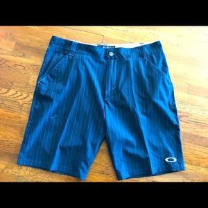 Men’s Oakley Golf Shorts